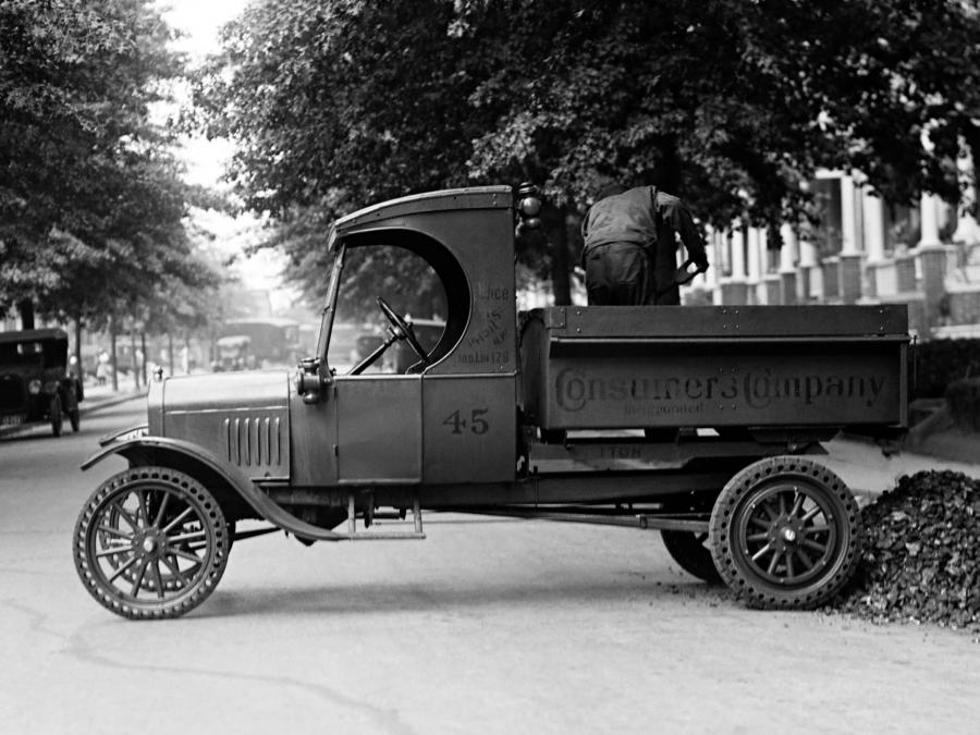  Ford Model TT Truck 1924 года  (фото 3 из 3)